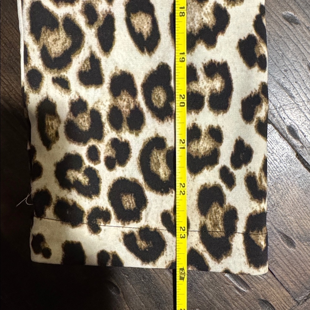 Jennifer Lopez Animal Print Trench Coat - Picture 6 of 13